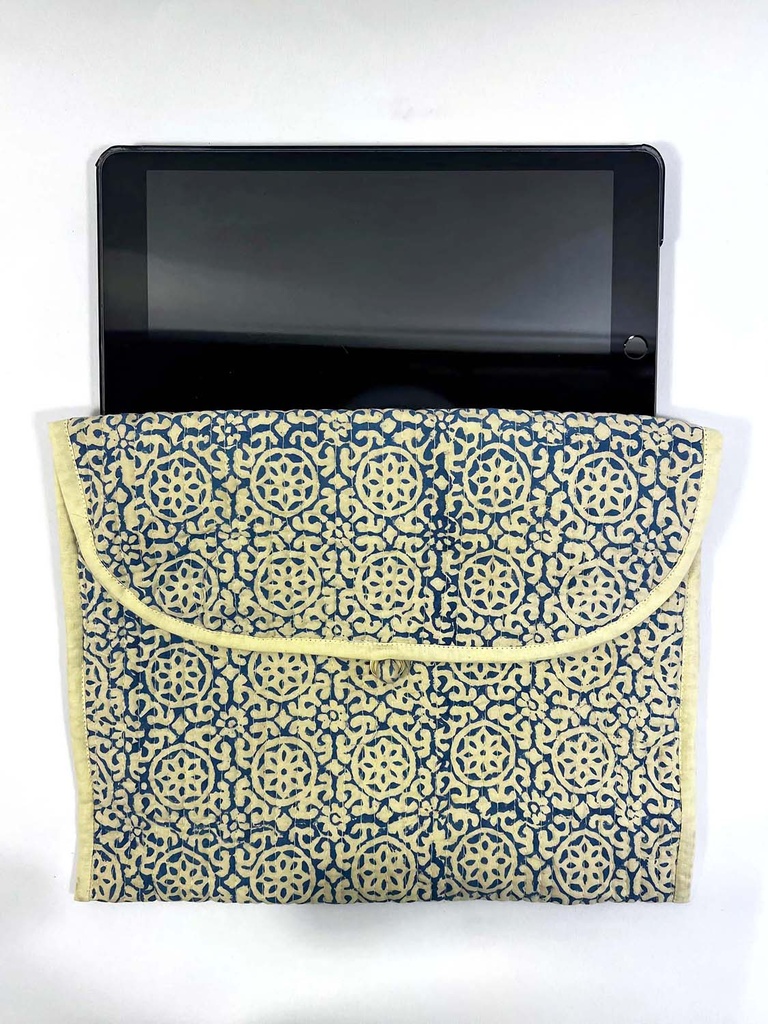 ESTUCHE TABLET ALG BL PR 21X29