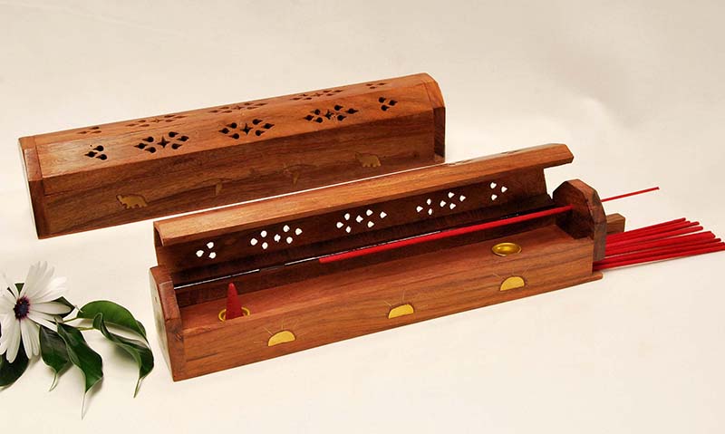 PORTAINCIENSO MADERA BAUL 32CM