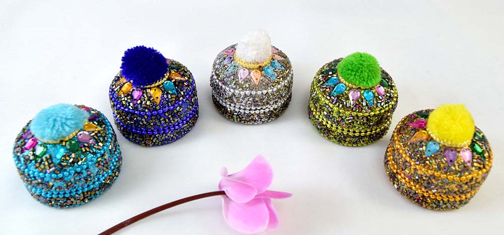 CAJA MINI RED BRILL POMPOM 4,5